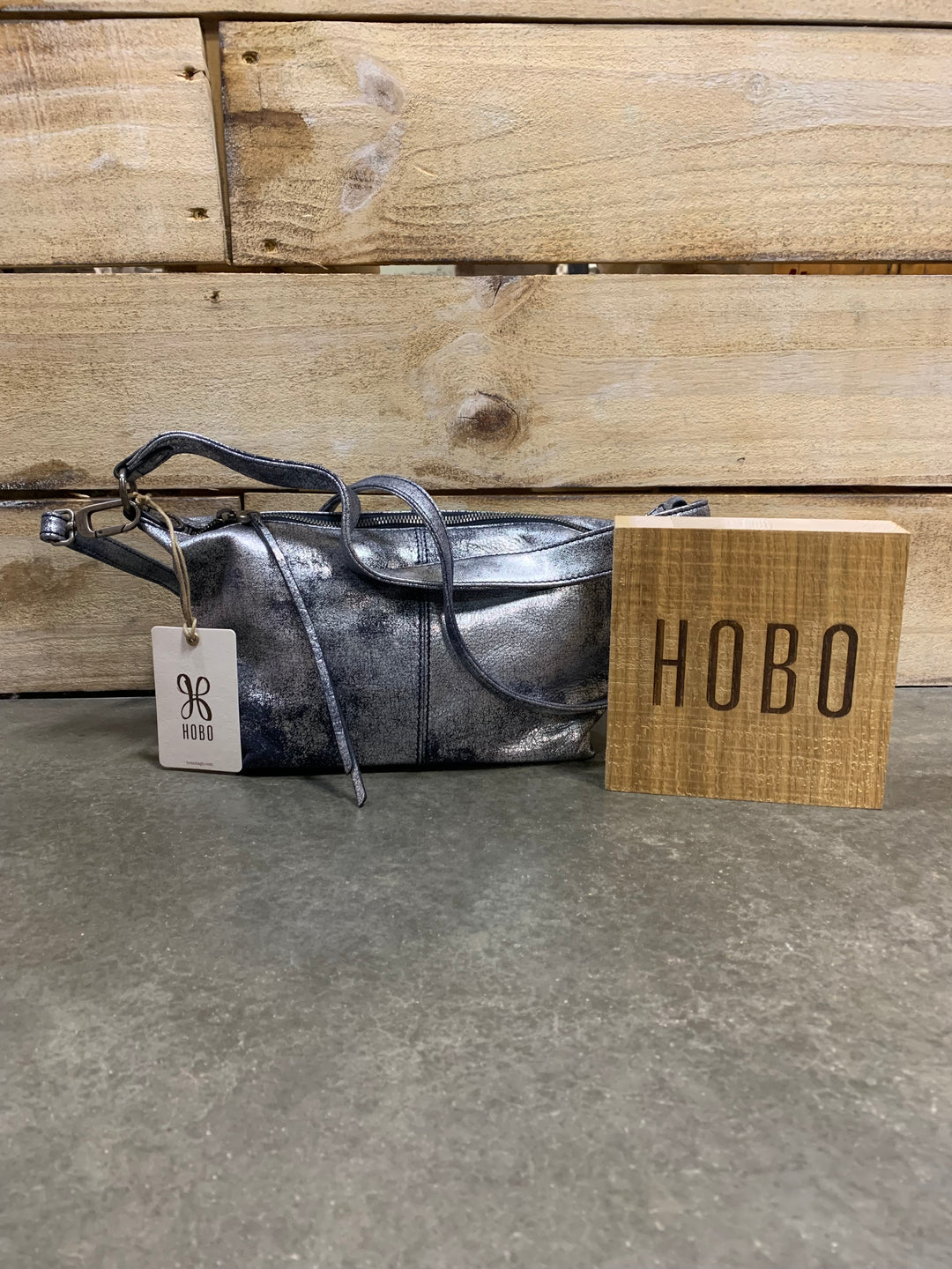 Hobo Laguna Crossbody