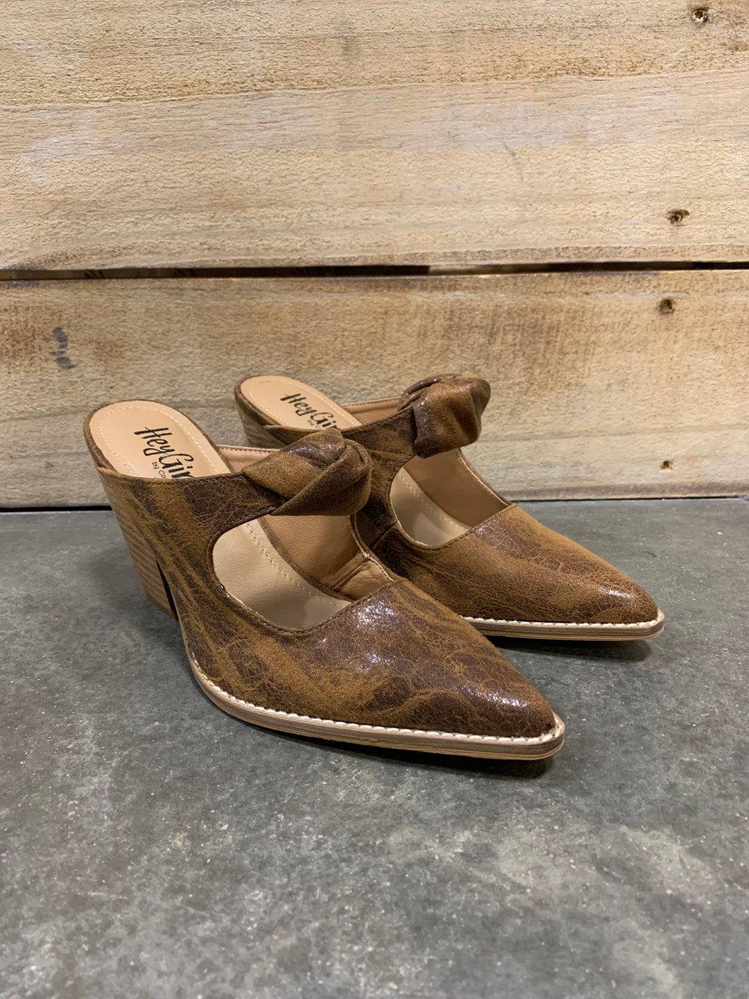 Corky’s Knot Gonna Happen Shoe