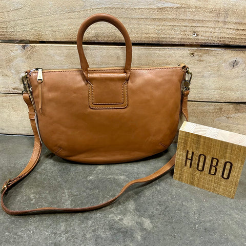 Hobo Sheila Large Crossbody