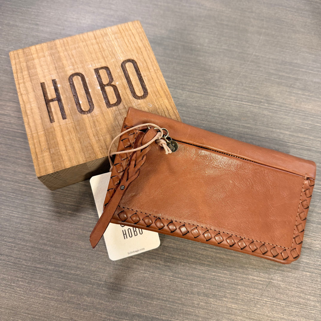 Hobo Lumen Continental Wallet