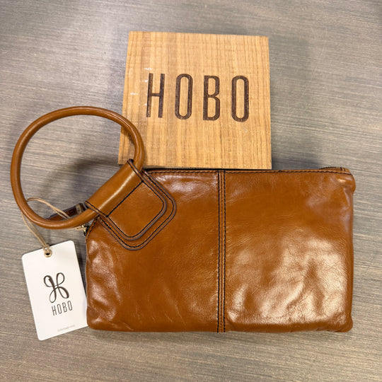 Hobo Sable Wristlet Clutch