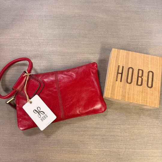Hobo Sable Wristlet Clutch