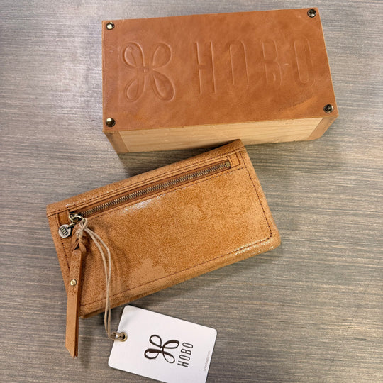 Hobo Lumen Continental Wallet