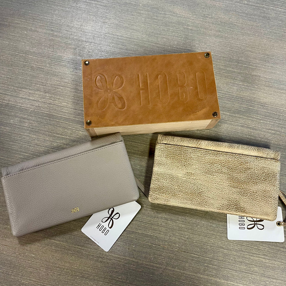 Hobo Lumen Continental Wallet