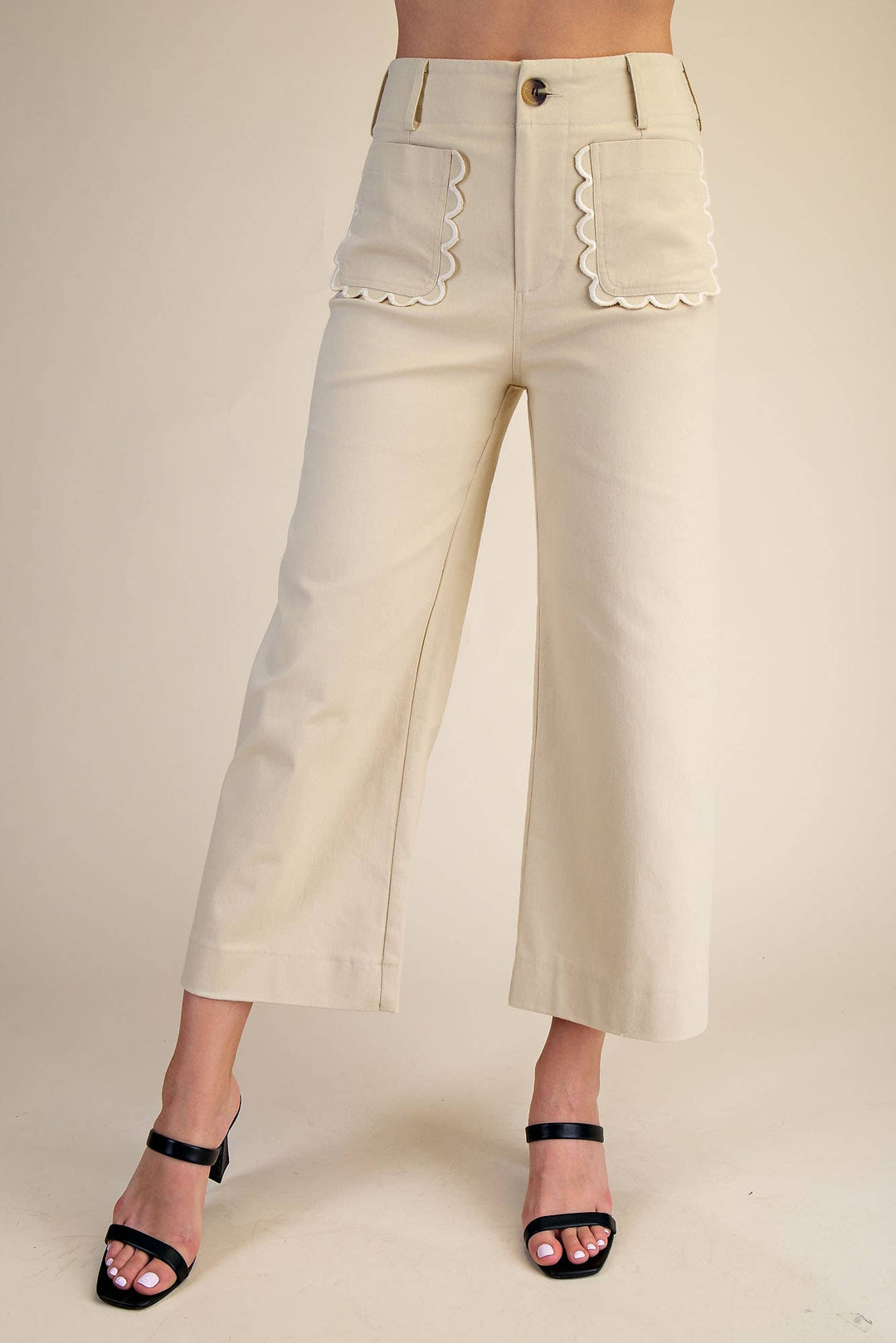 Main Character Scallop Pants